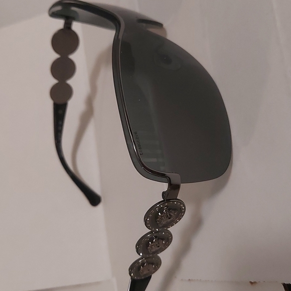 COPY - Versace Sunglasses (men or women) - Picture 1 of 7